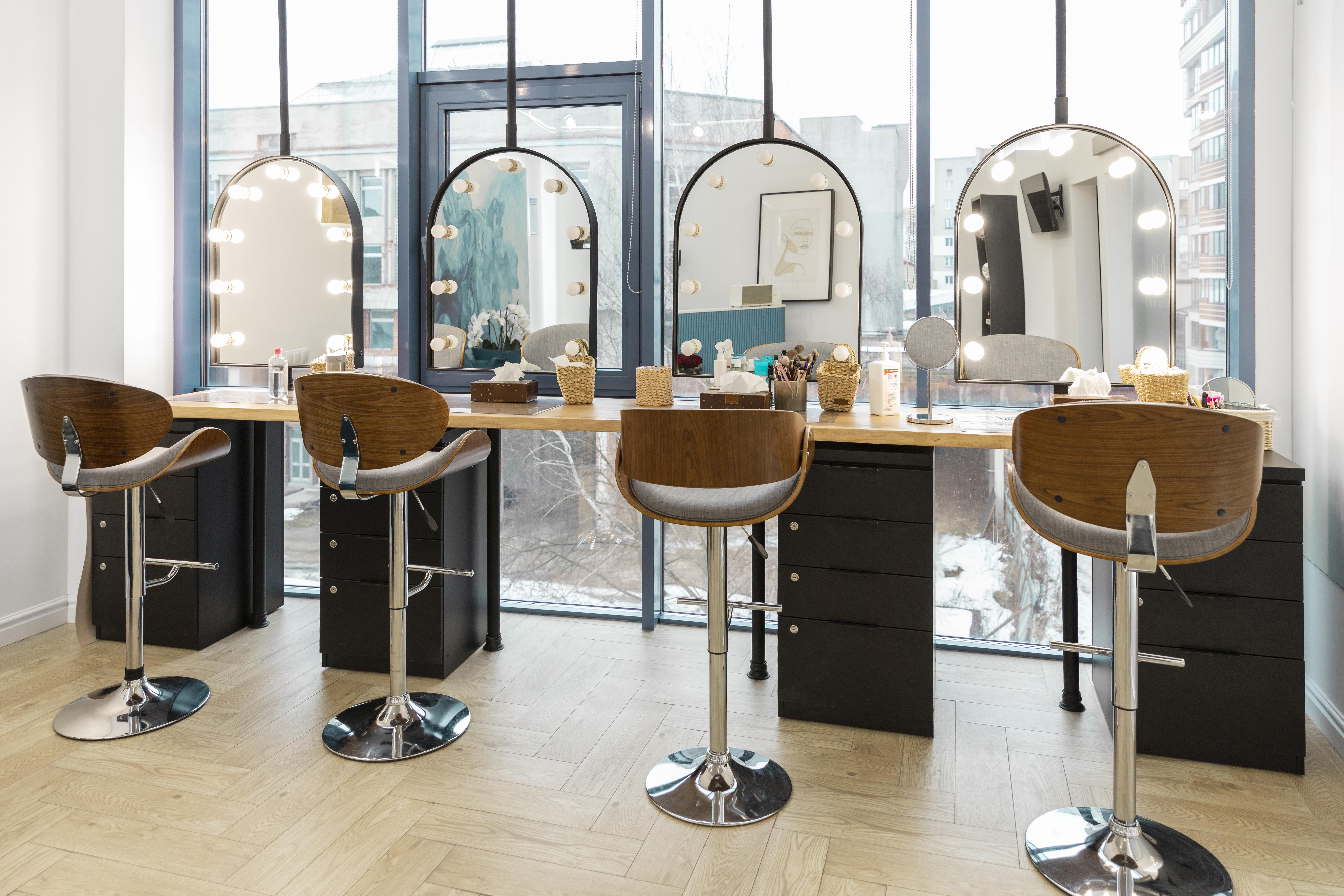 Salon Image 2